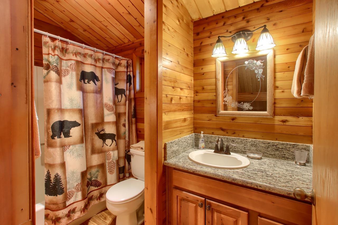 7466 Yosemite Park Way, Yosemite, California, 95389, United States, 3 Bedrooms Bedrooms, ,3 BathroomsBathrooms,Residential,For Sale,7466 Yosemite Park Way,1408920