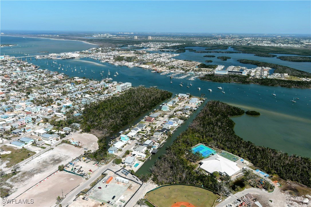 Fort Myers Beach, Florida, 33931, United States, 4 Bedrooms Bedrooms, ,4 BathroomsBathrooms,Residential,For Sale,1899950
