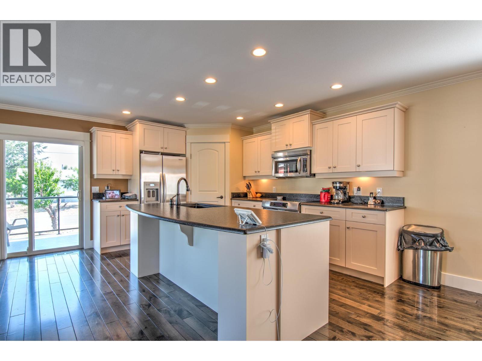 VERNON, British Columbia, V1T 2E4, CA, 4 Bedrooms Bedrooms, ,2 BathroomsBathrooms,Residential,For Sale,1949133