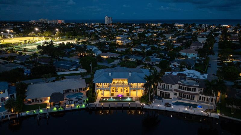 Lighthouse Point, Florida, 33064, United States, 7 Bedrooms Bedrooms, ,9 BathroomsBathrooms,Residential,For Sale,1949453
