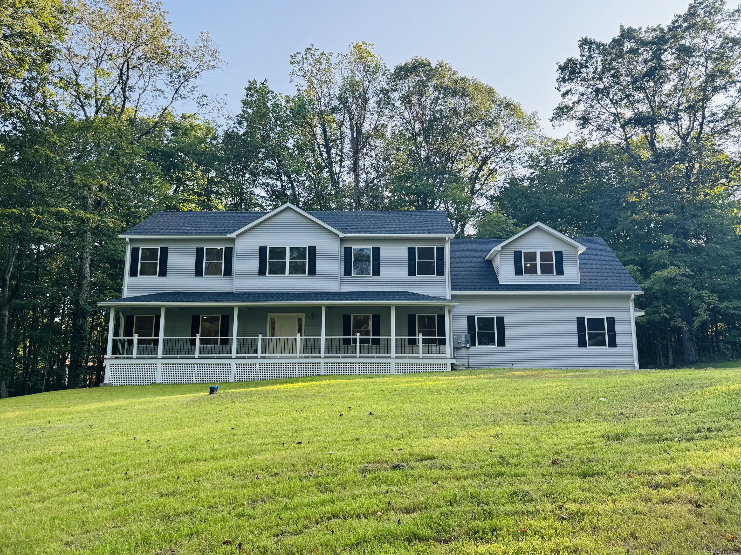 Newtown, Connecticut, 06482, United States, 4 Bedrooms Bedrooms, ,4 BathroomsBathrooms,Residential,For Sale,1917666