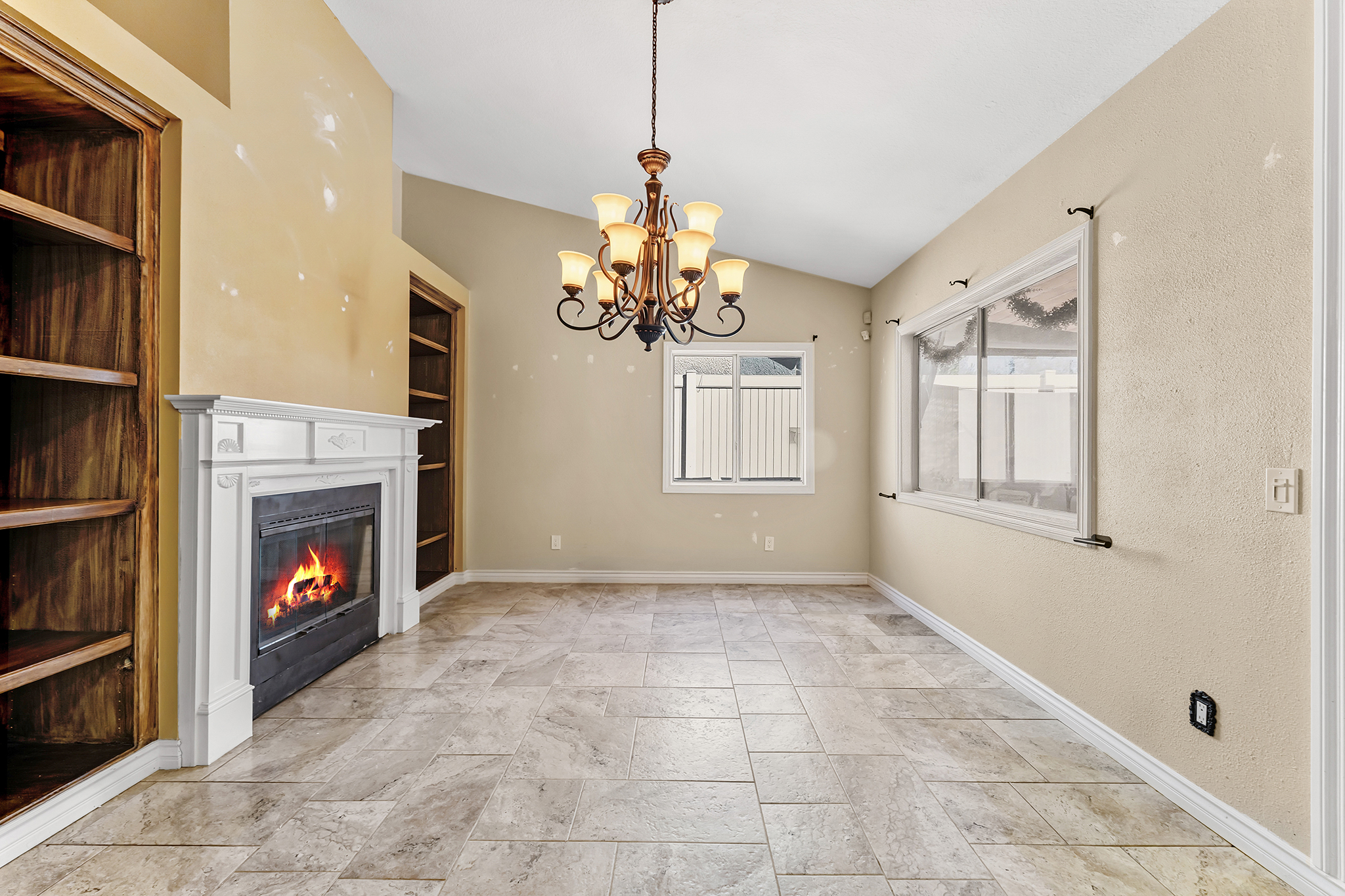 Banning, California, 92220, United States, 4 Bedrooms Bedrooms, ,2 BathroomsBathrooms,Residential,For Sale,1983509