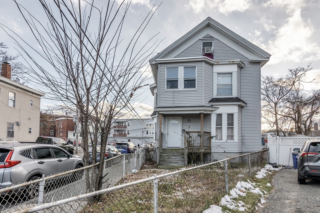 Lawrence, Massachusetts, 01841, United States, 7 Bedrooms Bedrooms, ,2 BathroomsBathrooms,Residential,For Sale,2005488