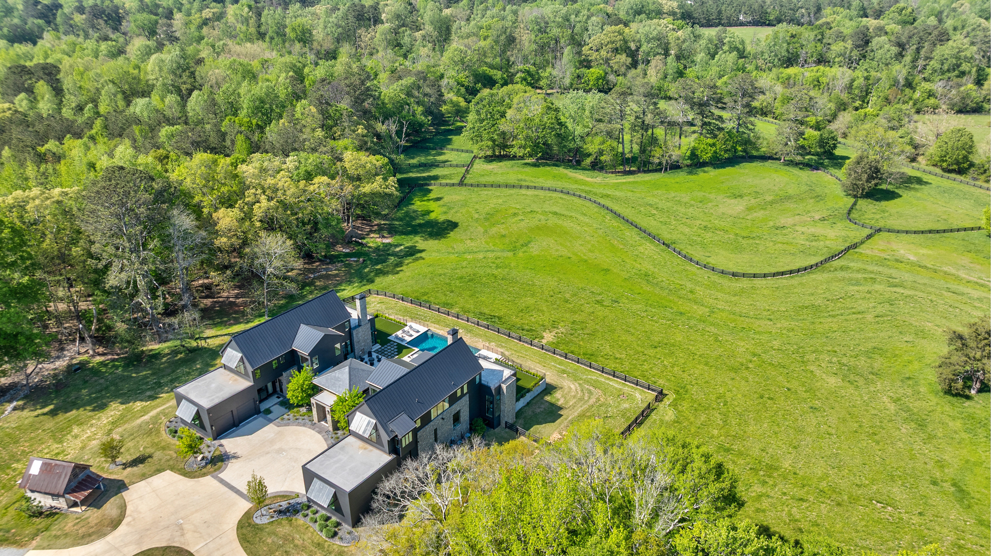  Stunning Milton Estate with Barn and Greenhouse on 50+/- Private Acres - 物件實景