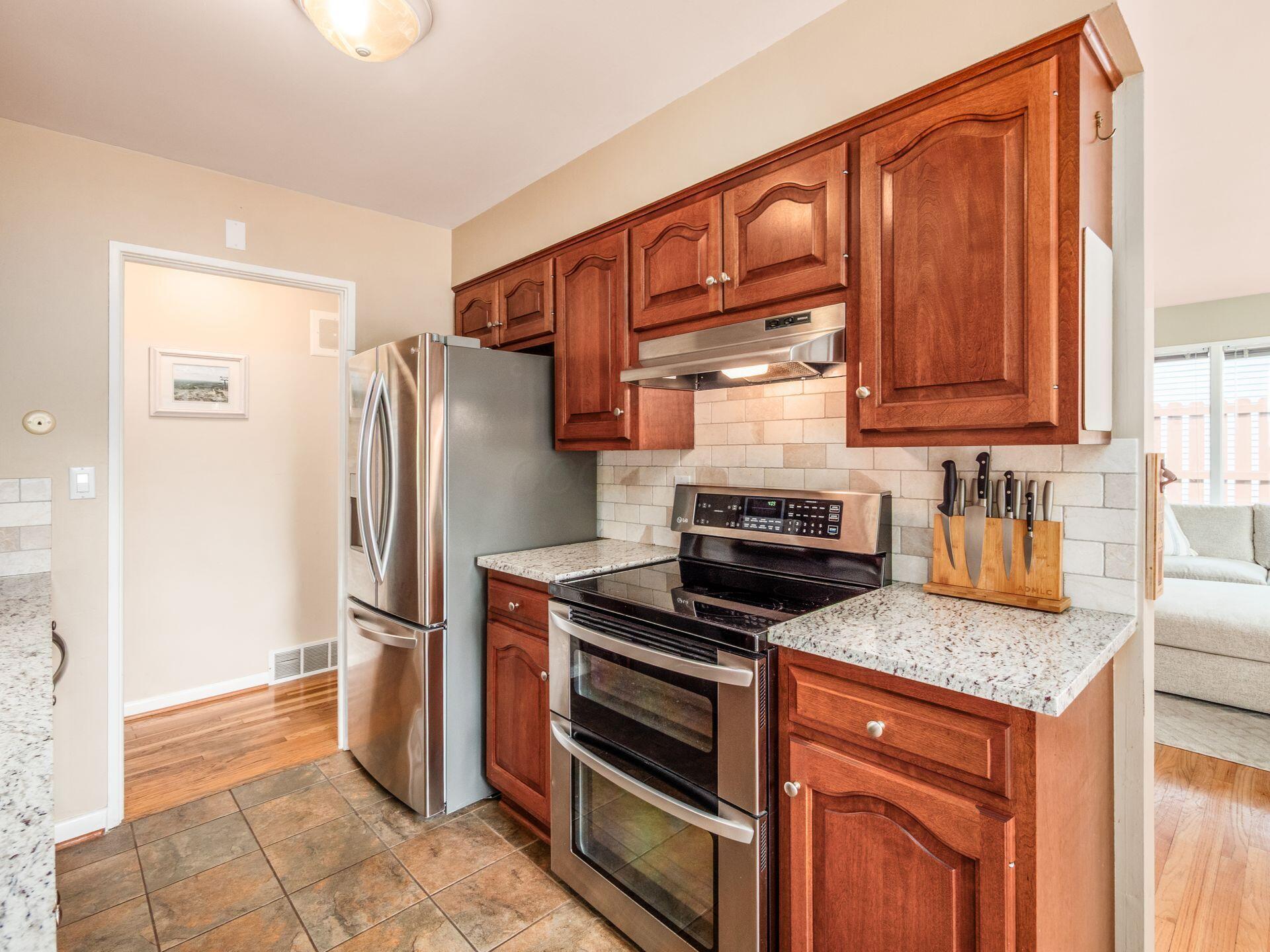 Upper Arlington, Ohio, 43221, United States, 3 Bedrooms Bedrooms, ,2 BathroomsBathrooms,Residential,For Sale,1911210