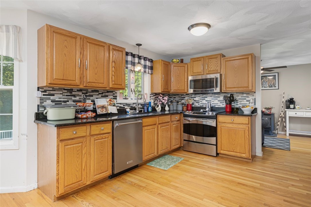 Coventry, Rhode Island, 02816, United States, 3 Bedrooms Bedrooms, ,3 BathroomsBathrooms,Residential,For Sale,1938841