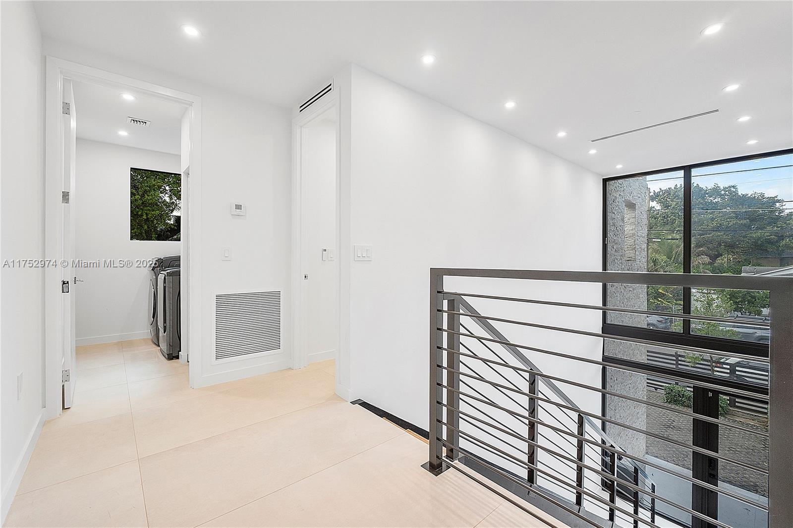 Miami, Florida, 33133, United States, 5 Bedrooms Bedrooms, ,5 BathroomsBathrooms,Residential,For Sale,1739354