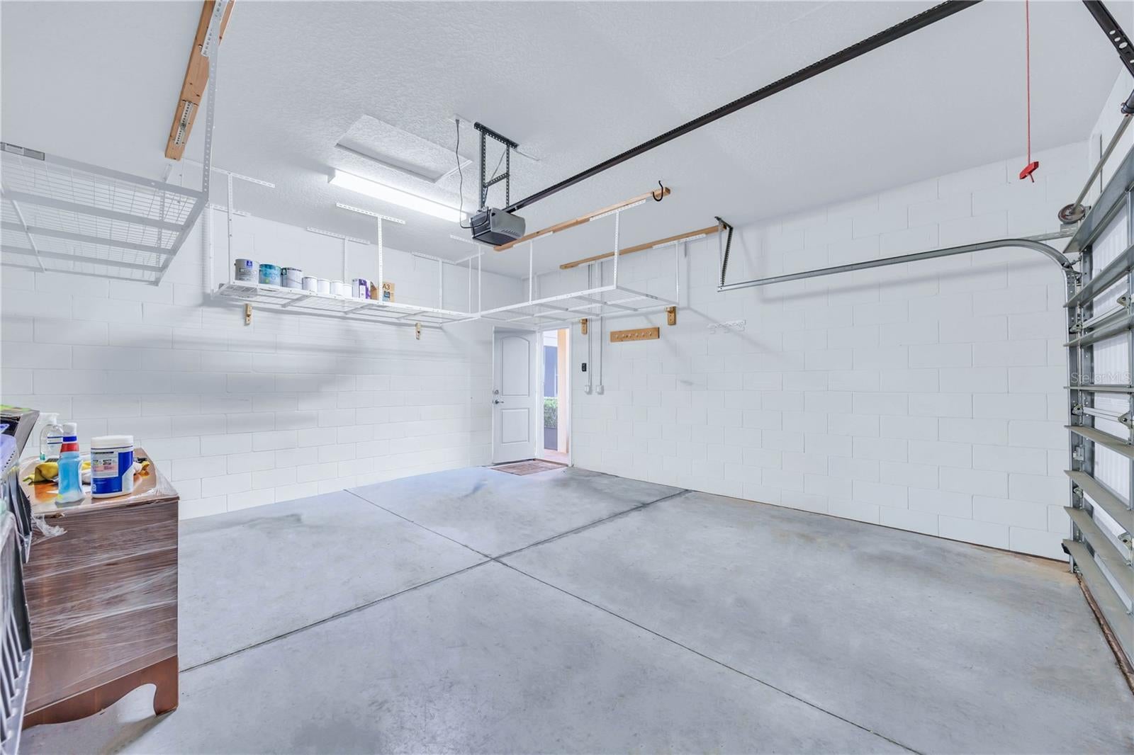 WINTER GARDEN, Florida, 34787, United States, 4 Bedrooms Bedrooms, ,3 BathroomsBathrooms,Residential,For Sale,1993845