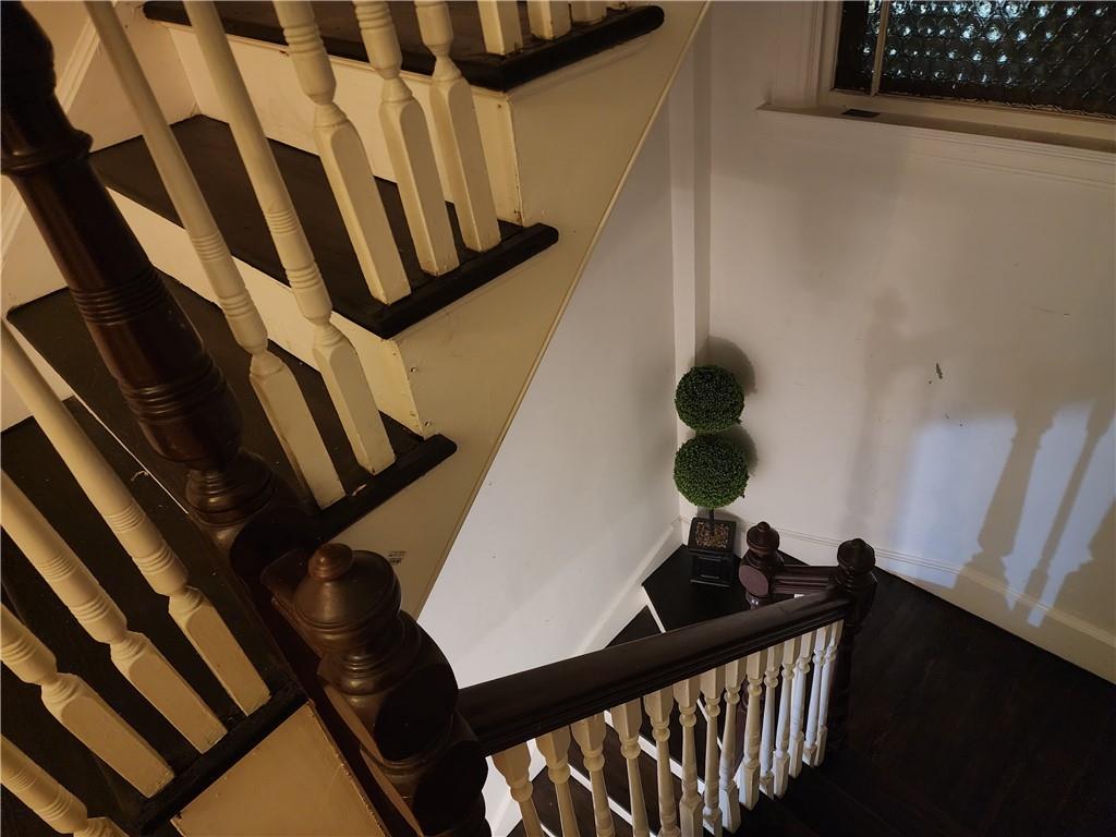 Cranston, Rhode Island, 02905, United States, 5 Bedrooms Bedrooms, ,3 BathroomsBathrooms,Residential,For Sale,1930877