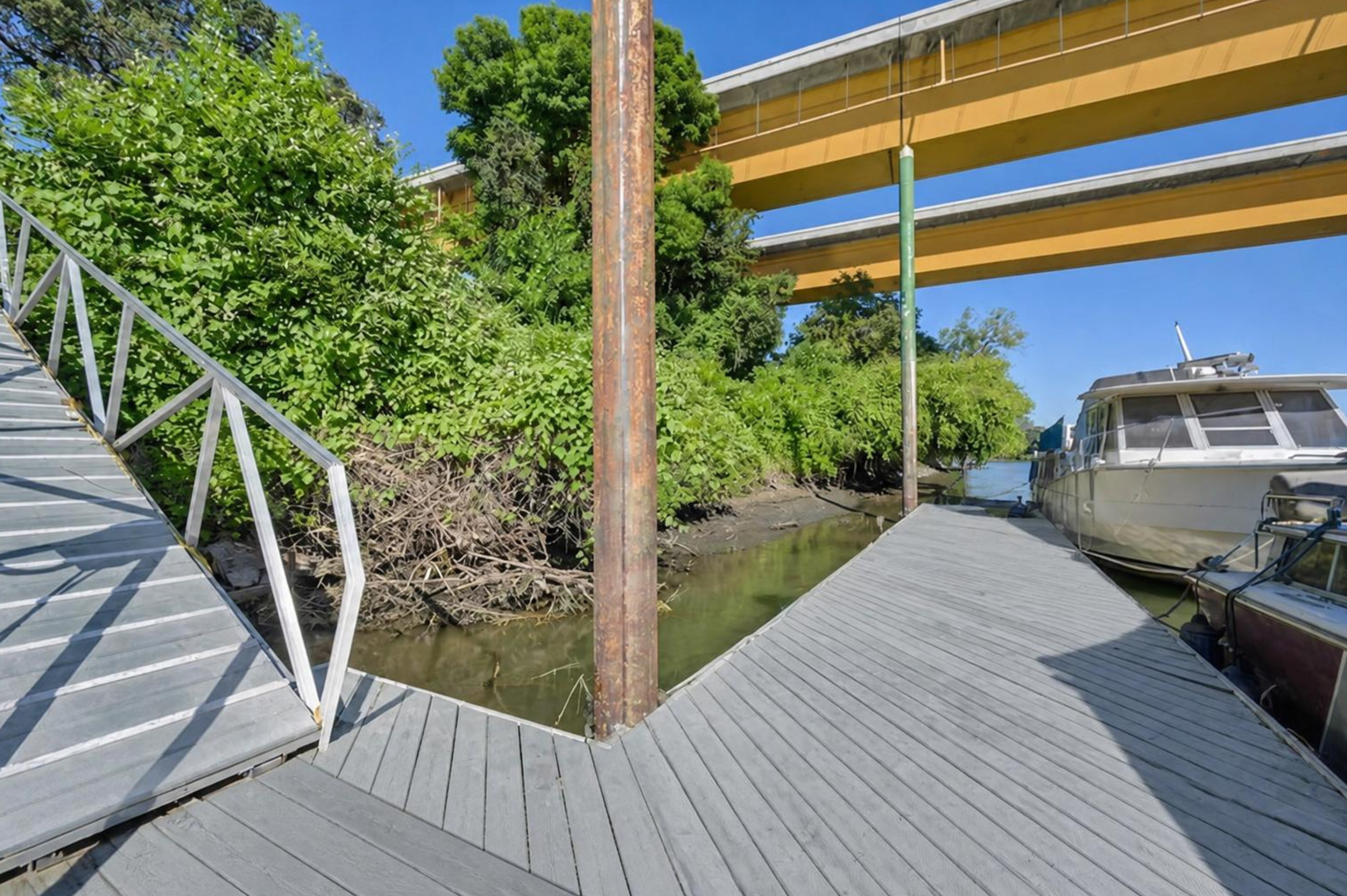  2181 Garden Highway, Sacramento, CA 95833 - 物件實景