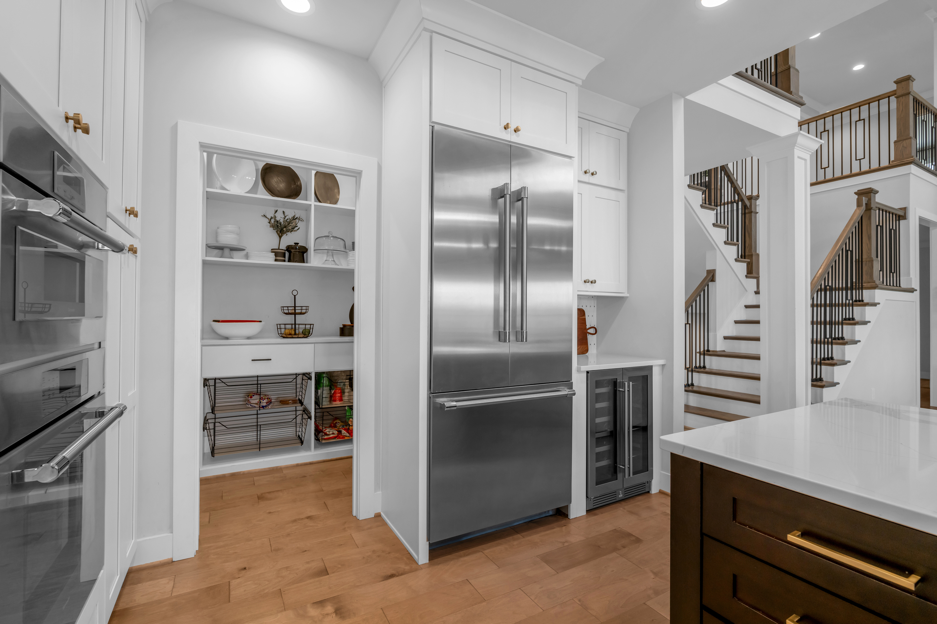  2429 Lorenzo Way - 物件實景