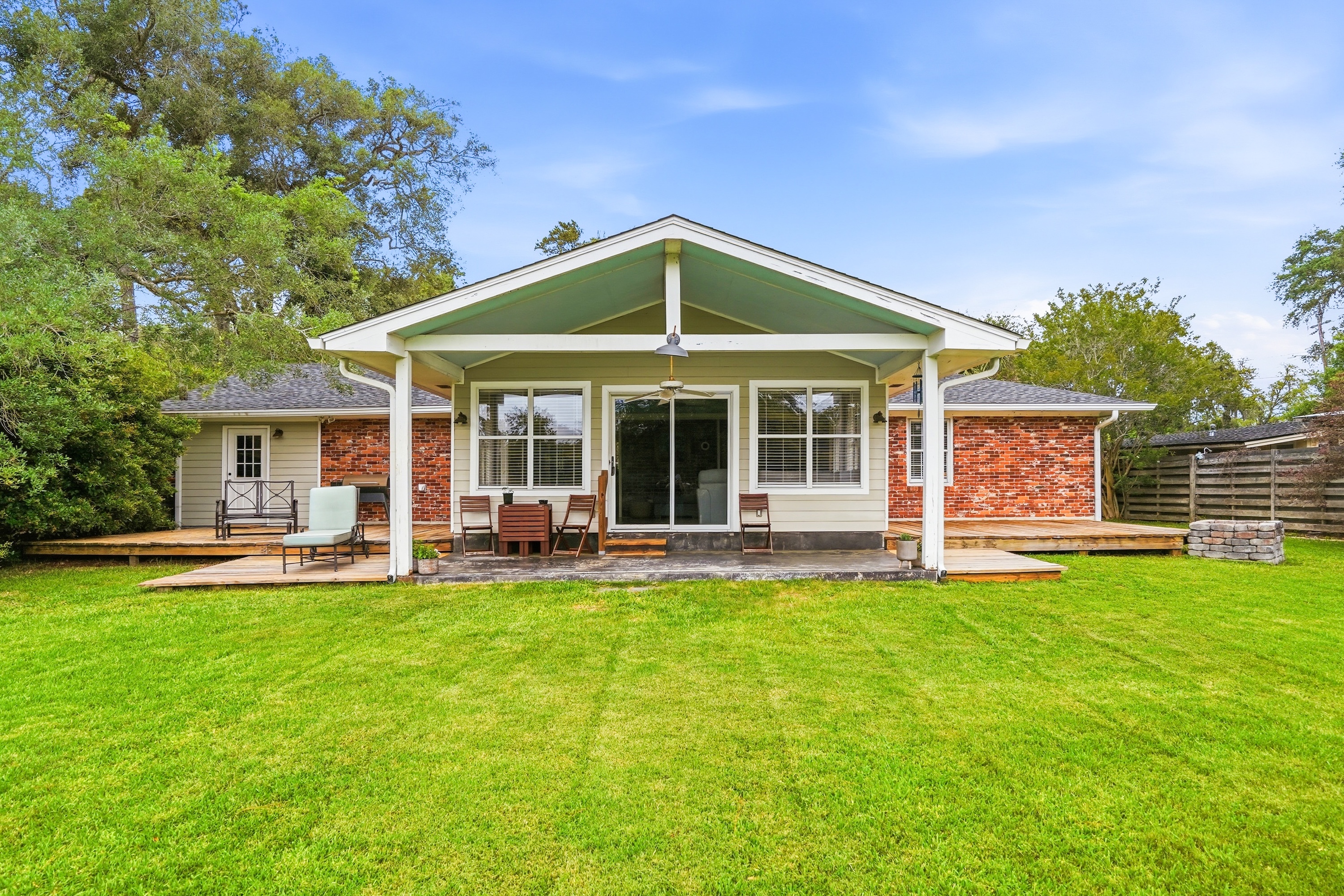  110 Wesley Oak Drive - 物件實景