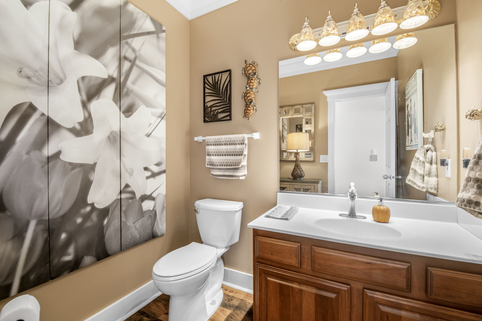 Geneva, Illinois, 60134, United States, 4 Bedrooms Bedrooms, ,4 BathroomsBathrooms,Residential,For Sale,1965070