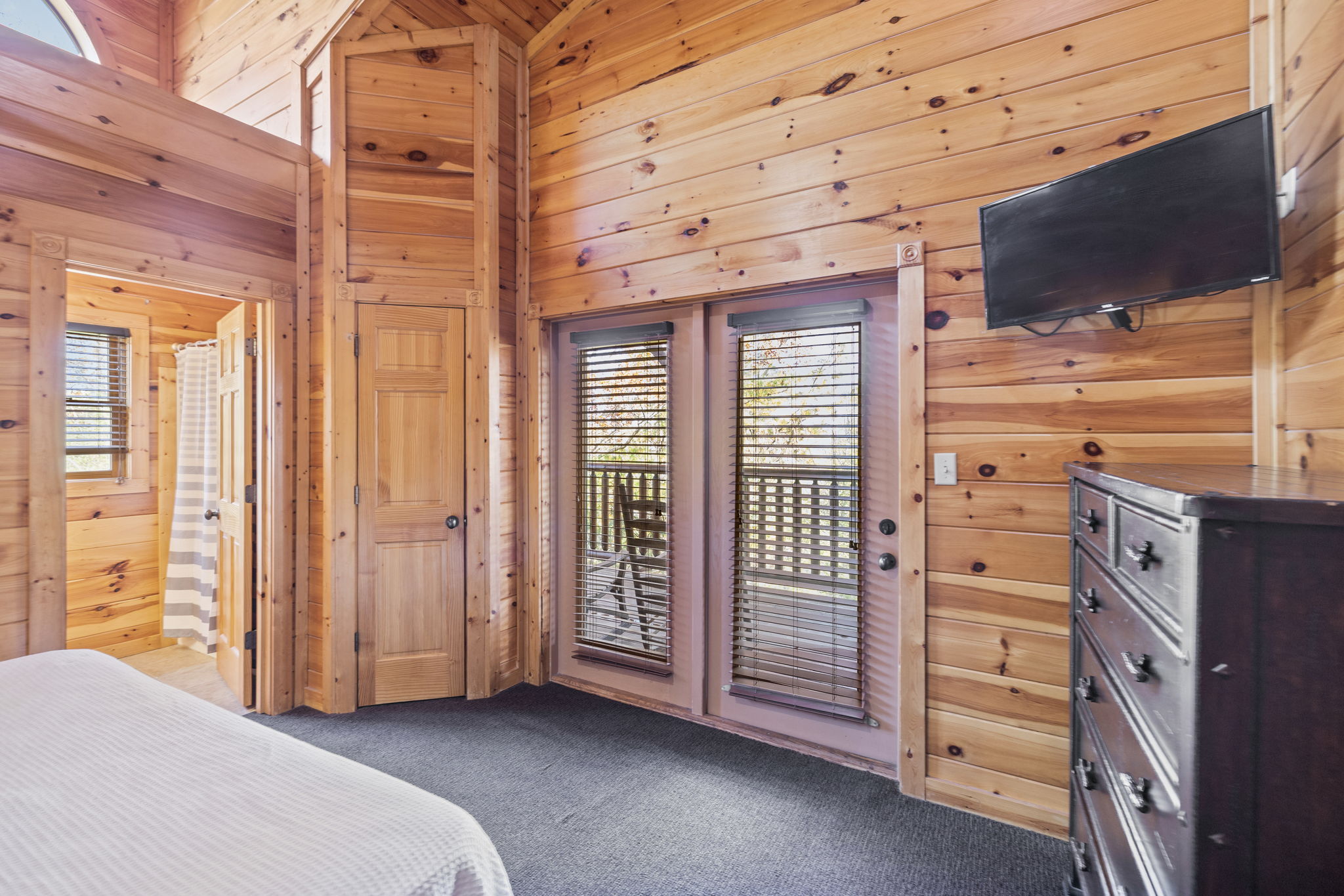 Gatlinburg, Tennessee, 37738, United States, 9 Bedrooms Bedrooms, ,9 BathroomsBathrooms,Residential,For Sale,1996380