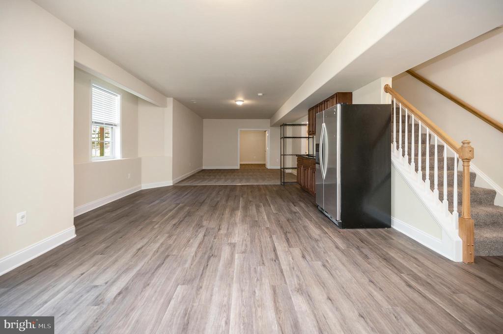 Stafford, Virginia, 22554, United States, 5 Bedrooms Bedrooms, ,5 BathroomsBathrooms,Residential,For Sale,2047982
