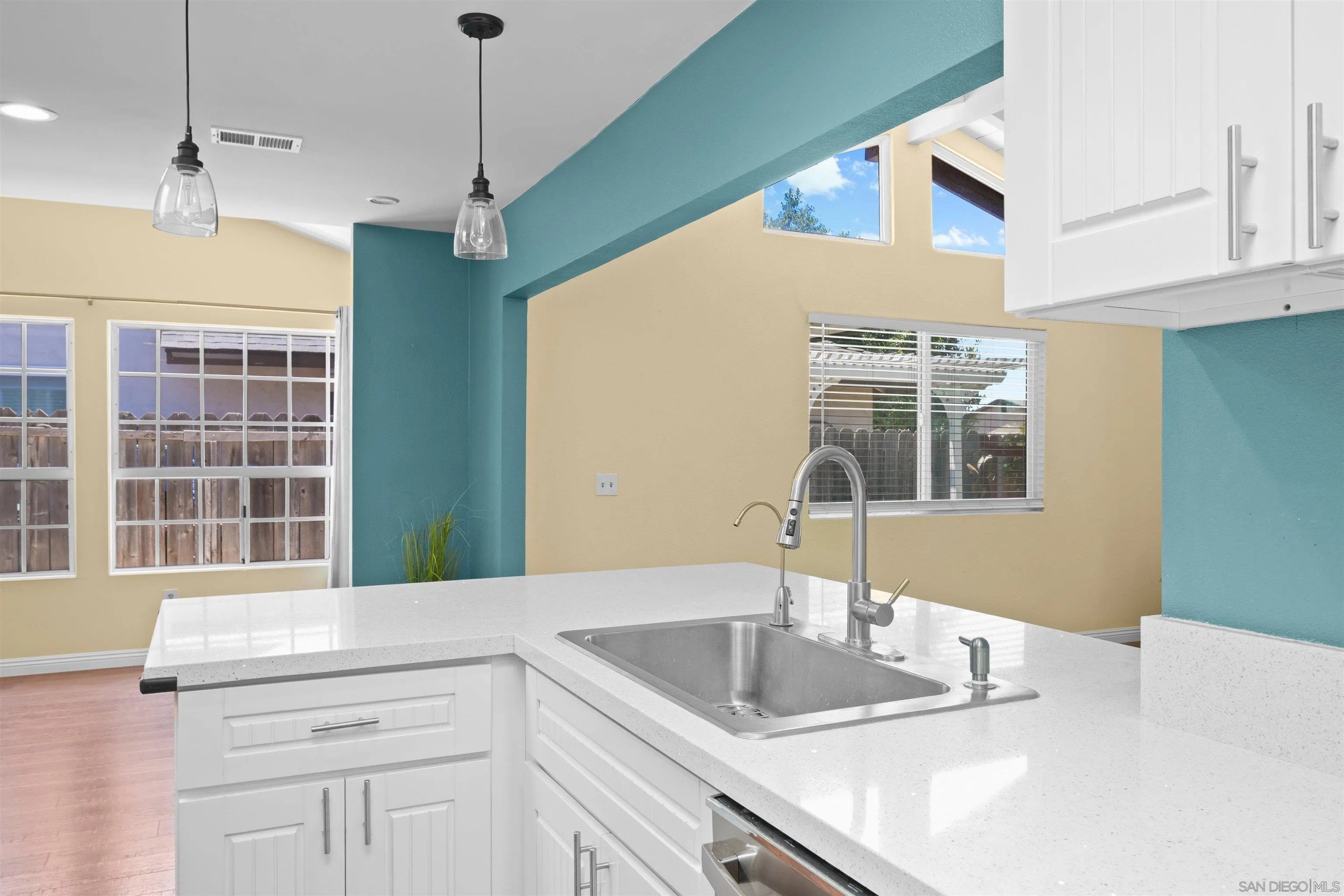 San Diego, California, 92126, United States, 6 Bedrooms Bedrooms, ,Residential,For Sale,1907537