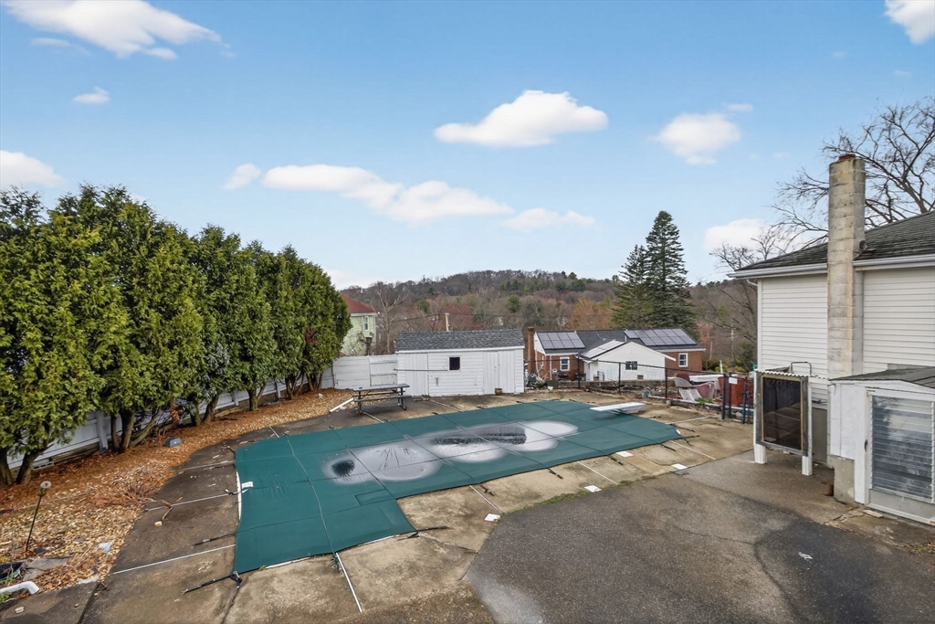 Framingham, Massachusetts, 01702, United States, 5 Bedrooms Bedrooms, ,5 BathroomsBathrooms,Residential,For Sale,2035320