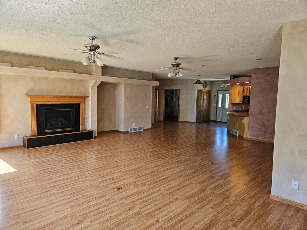 Grand Rapids, Minnesota, 55744, United States, 3 Bedrooms Bedrooms, ,Residential,For Sale,1981419