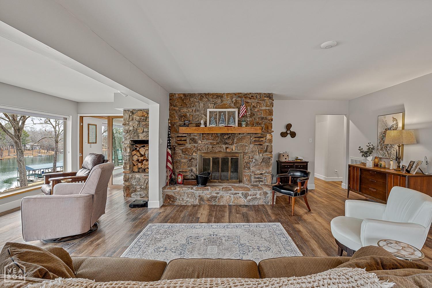 Cherokee Village, Arkansas, 72529, United States, 6 Bedrooms Bedrooms, ,3 BathroomsBathrooms,Residential,For Sale,1983477