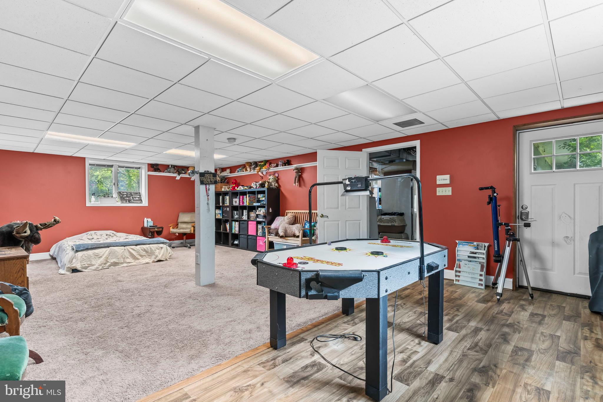 Huntingtown, Maryland, 20639, United States, 5 Bedrooms Bedrooms, ,3 BathroomsBathrooms,Residential,For Sale,1977077