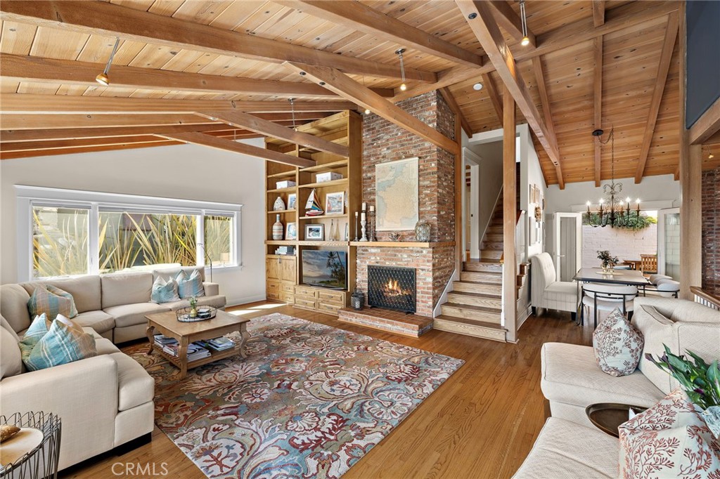 Laguna Beach, California, 92651, United States, 3 Bedrooms Bedrooms, ,3 BathroomsBathrooms,Residential,For Sale,1939683