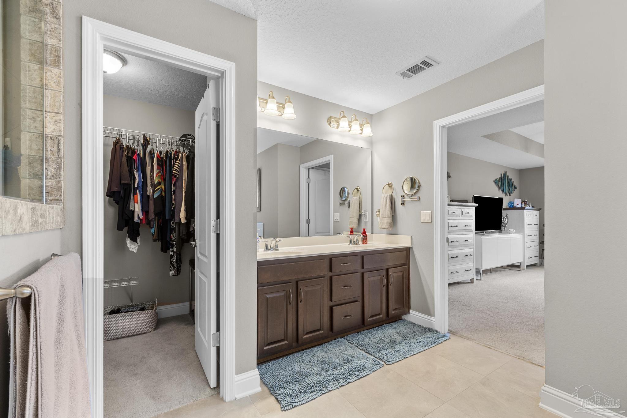 Navarre, Florida, 32566, United States, 4 Bedrooms Bedrooms, ,3 BathroomsBathrooms,Residential,For Sale,1924675