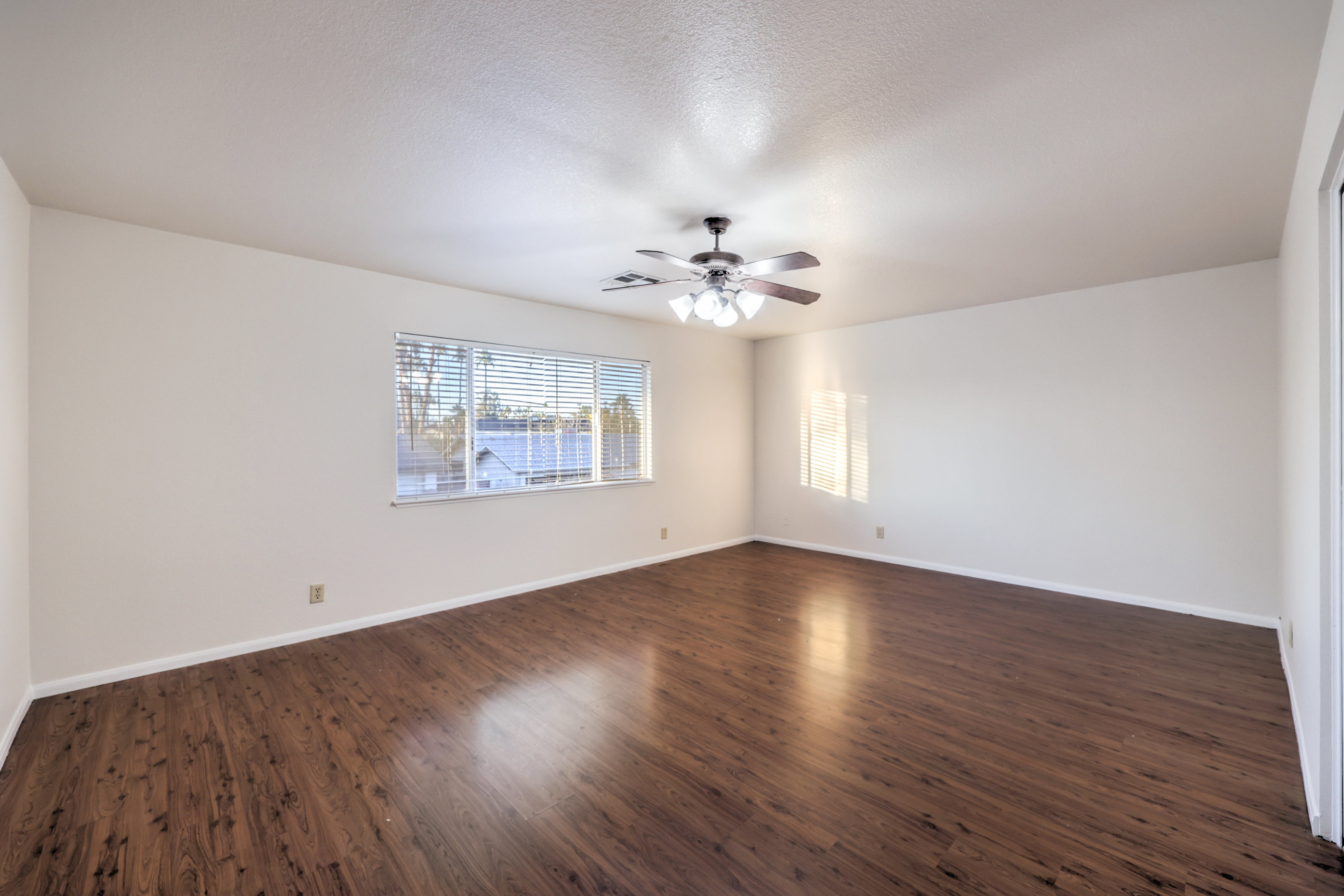  New to Market - 物件實景