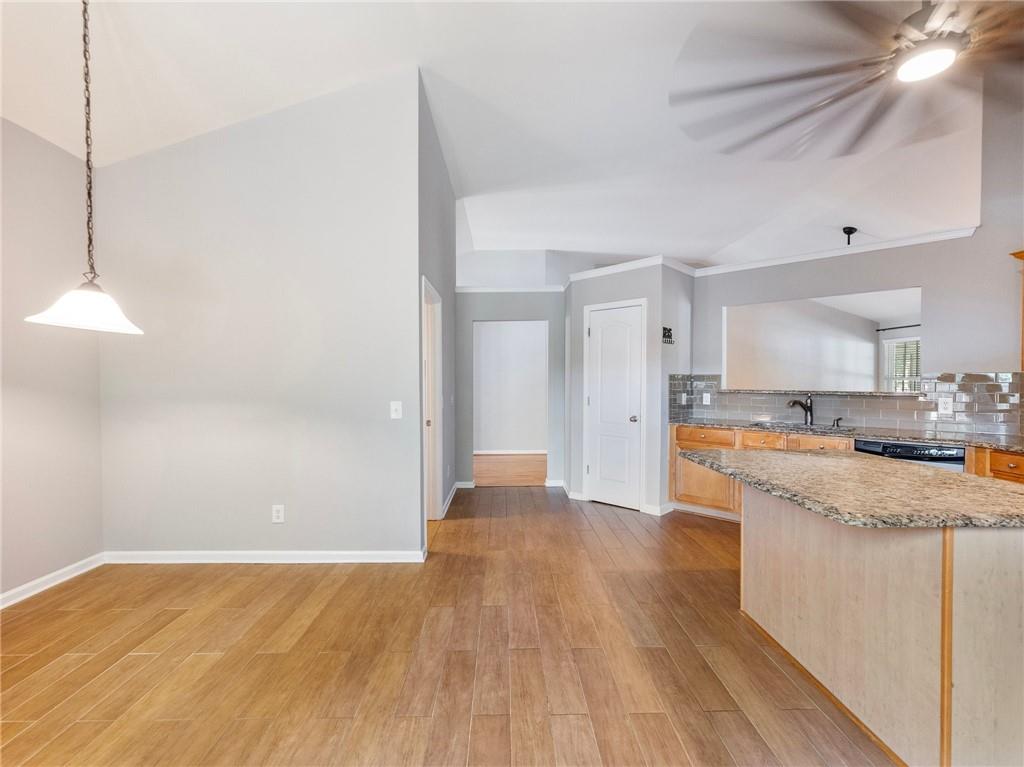 Flowery Branch, Georgia, 30542, United States, 4 Bedrooms Bedrooms, ,5 BathroomsBathrooms,Residential,For Sale,1840900