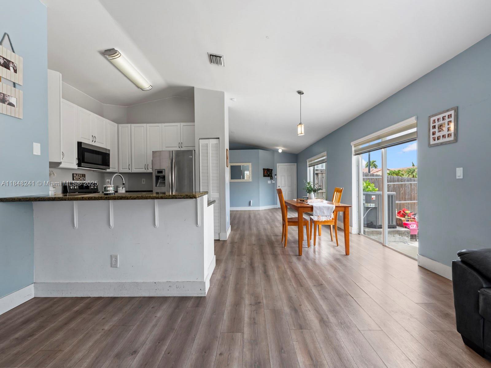 Miami, Florida, 33177, United States, 4 Bedrooms Bedrooms, ,2 BathroomsBathrooms,Residential,For Sale,1903424