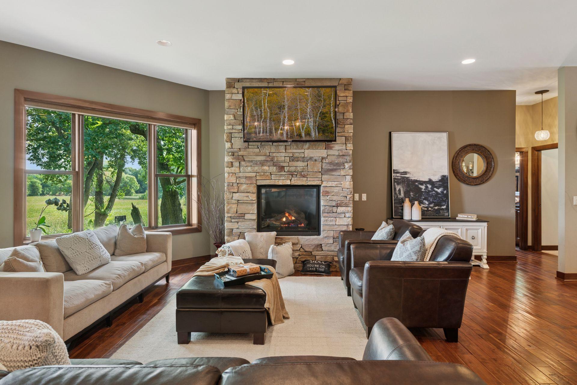 Deephaven, Minnesota, 55331, United States, 4 Bedrooms Bedrooms, ,5 BathroomsBathrooms,Residential,For Sale,1950971