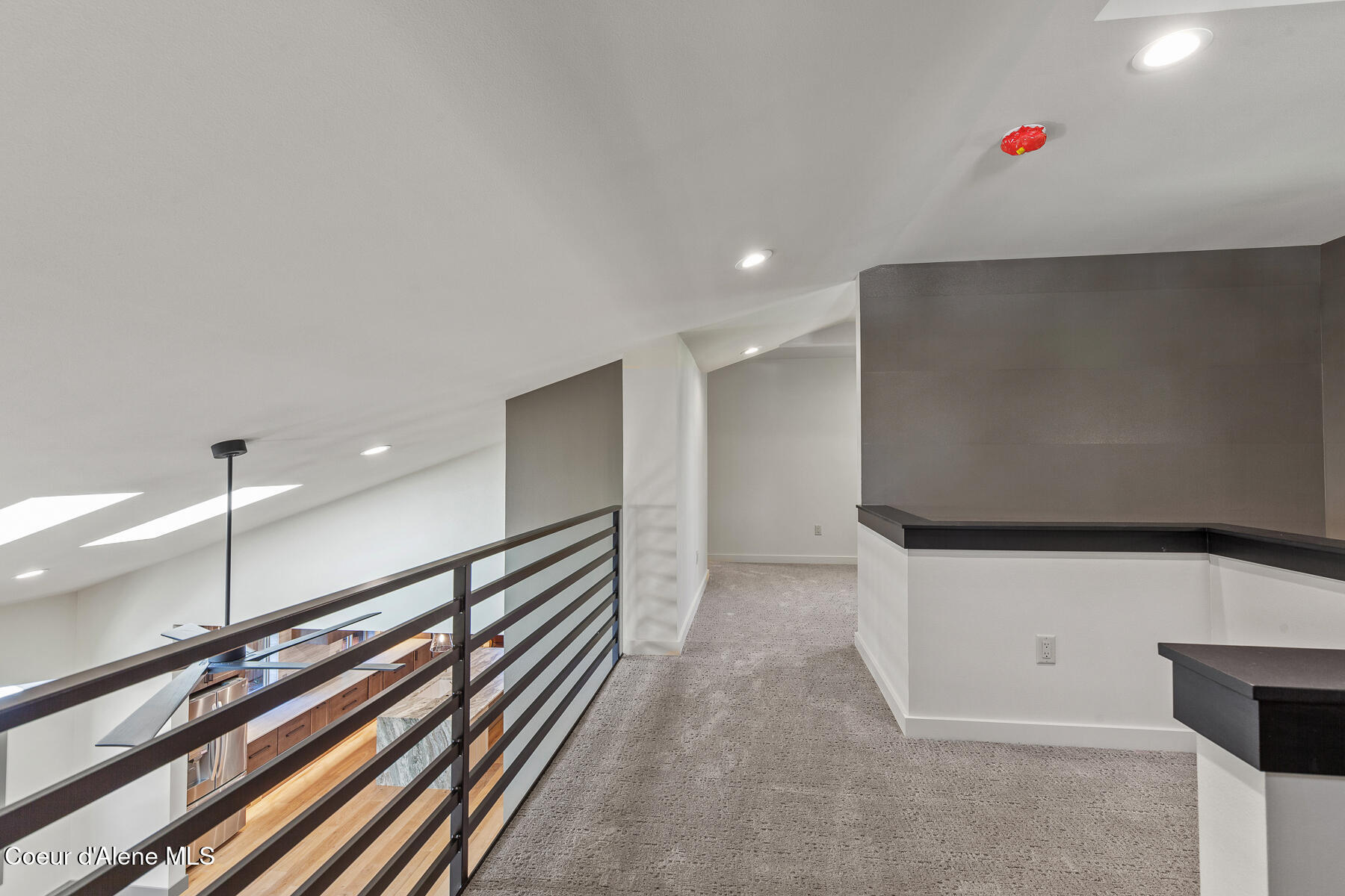 Coeur d'Alene, Idaho, 83814, United States, 4 Bedrooms Bedrooms, ,5 BathroomsBathrooms,Residential,For Sale,2037793