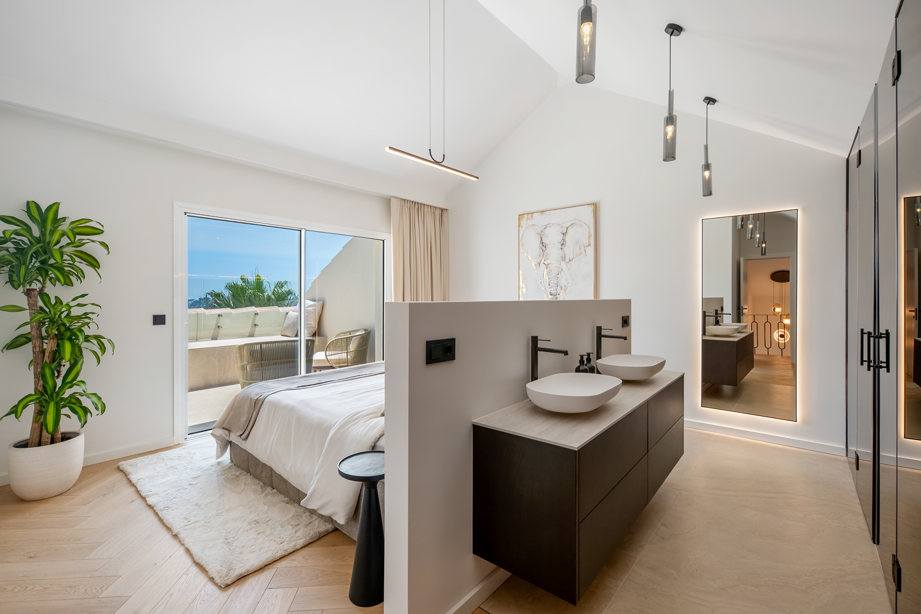  South-facing duplex penthouse with sea views in Nueva Andalucía - 物件實景