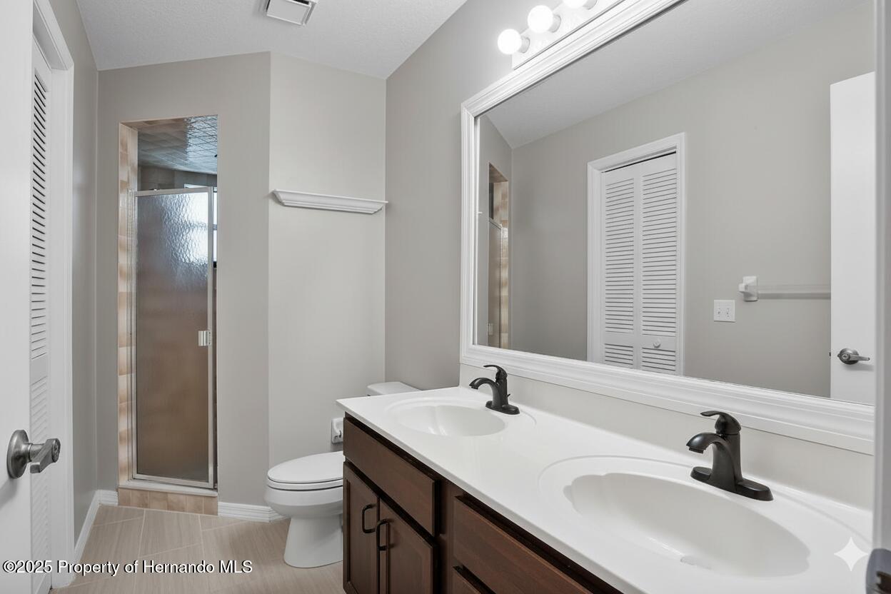 Weeki Wachee, Florida, 34607, United States, 4 Bedrooms Bedrooms, ,5 BathroomsBathrooms,Residential,For Sale,1944621