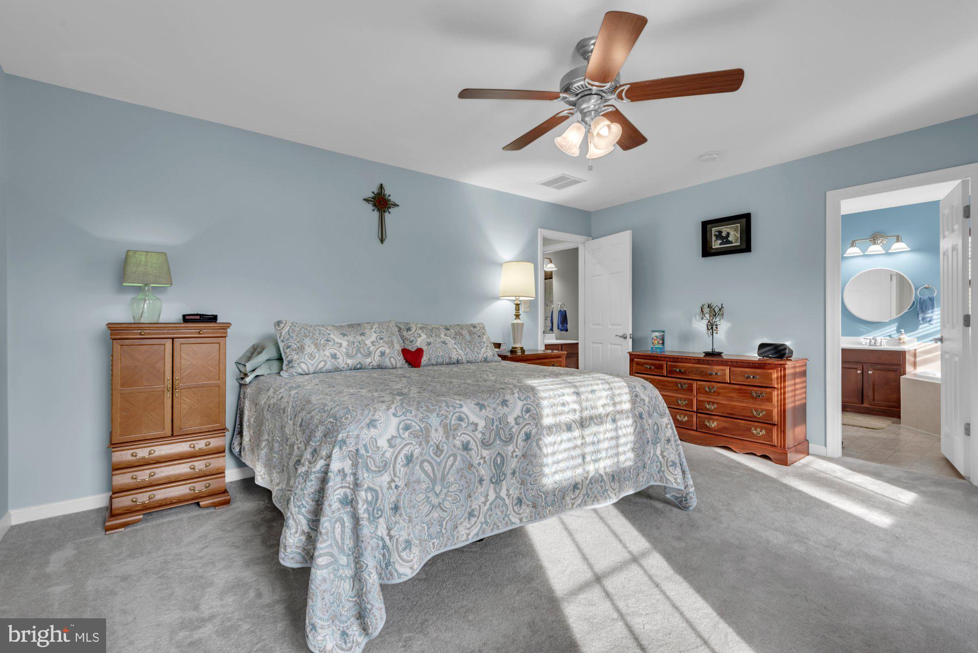 Shady Side, Maryland, 20764, United States, 4 Bedrooms Bedrooms, ,3 BathroomsBathrooms,Residential,For Sale,2011668