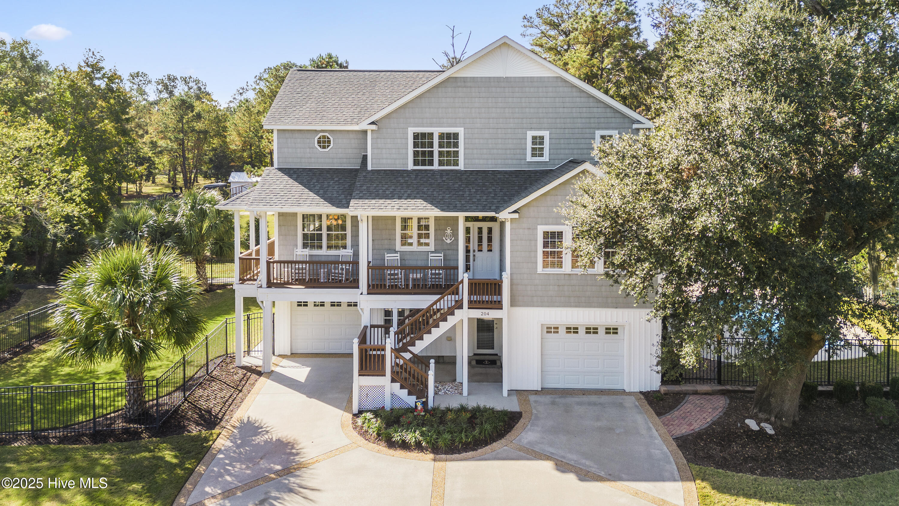 Wilmington, North Carolina, 28409, United States, 5 Bedrooms Bedrooms, ,4 BathroomsBathrooms,Residential,For Sale,1730628