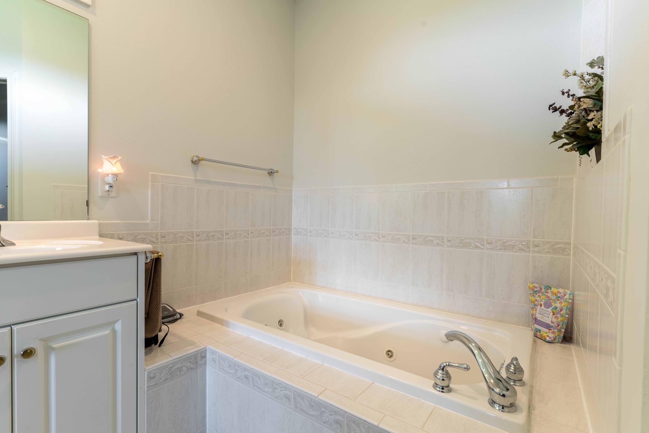 Battle Lake, Minnesota, 56515, United States, 3 Bedrooms Bedrooms, ,1 BathroomBathrooms,Residential,For Sale,2040722