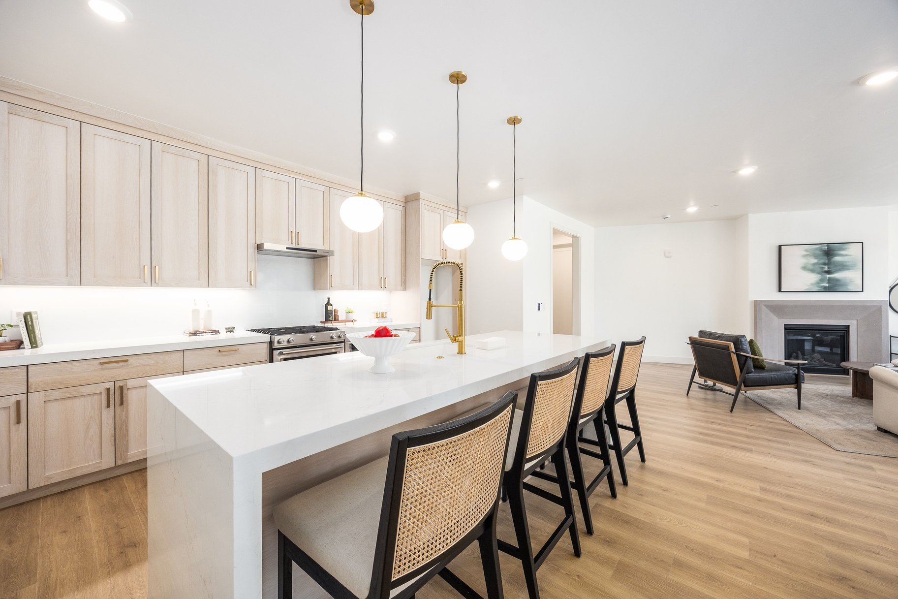  Effortless Luxury Condo Living In The Heart Of Holladay Village - 物件實景