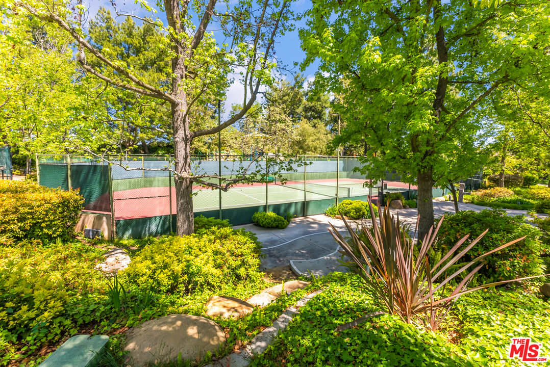 Los Angeles, California, 90077, United States, 5 Bedrooms Bedrooms, ,7 BathroomsBathrooms,Residential,For Sale,1686494