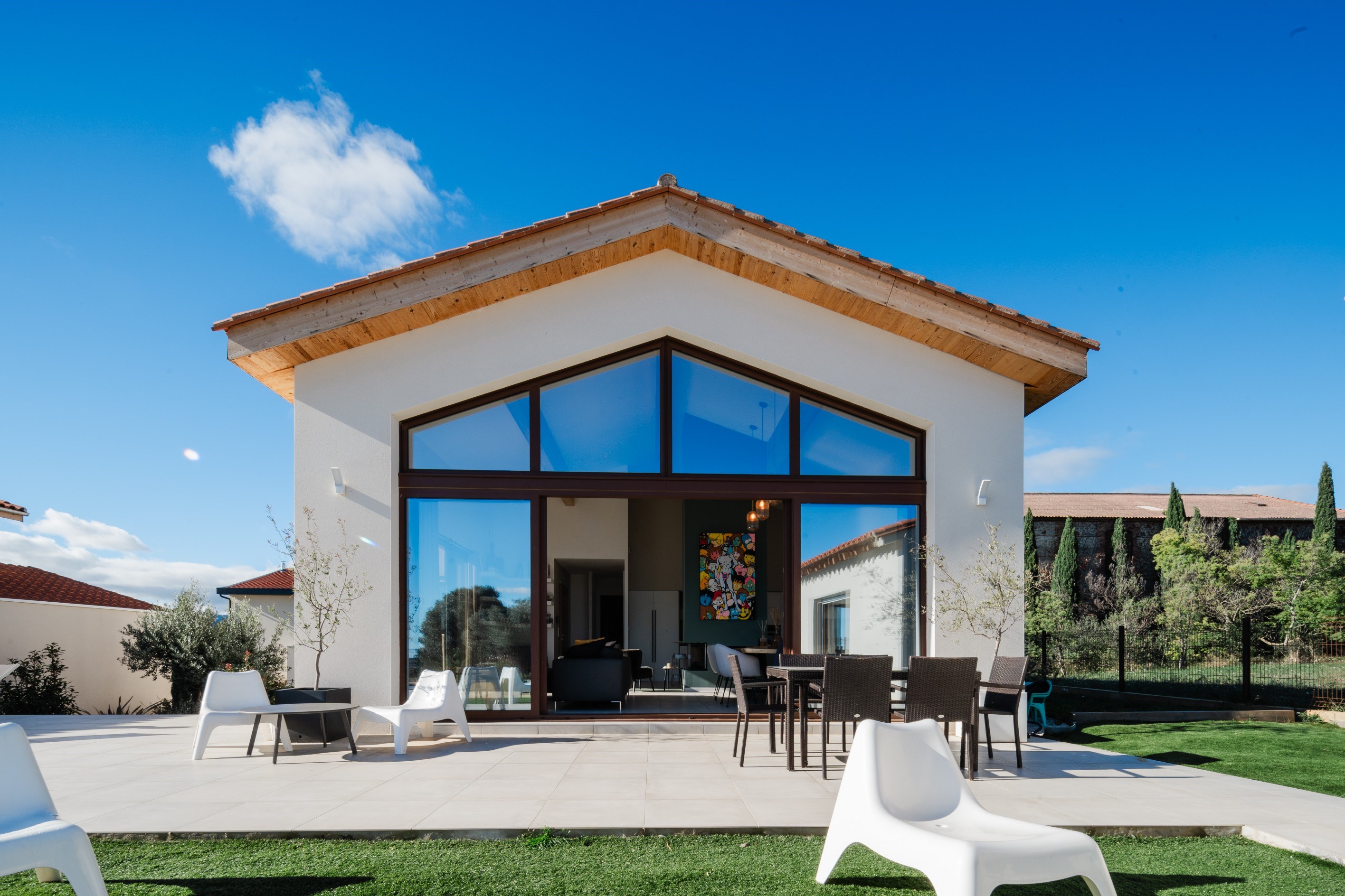  Elegant Contemporary single-storey villa with large garage and pool in a sought… - 物件實景