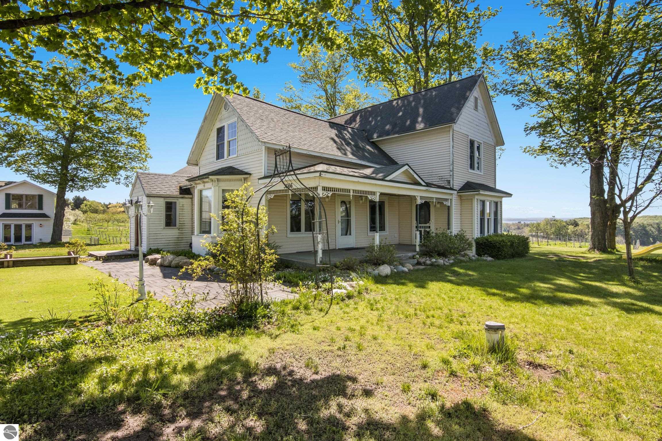 Traverse City, Michigan, 49686, United States, 4 Bedrooms Bedrooms, ,2 BathroomsBathrooms,Residential,For Sale,1914365