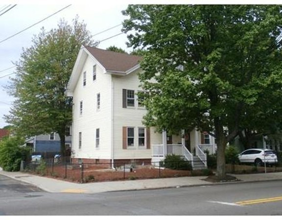 Malden, Massachusetts, 02148, United States, 8 Bedrooms Bedrooms, ,4 BathroomsBathrooms,Residential,For Sale,1880418