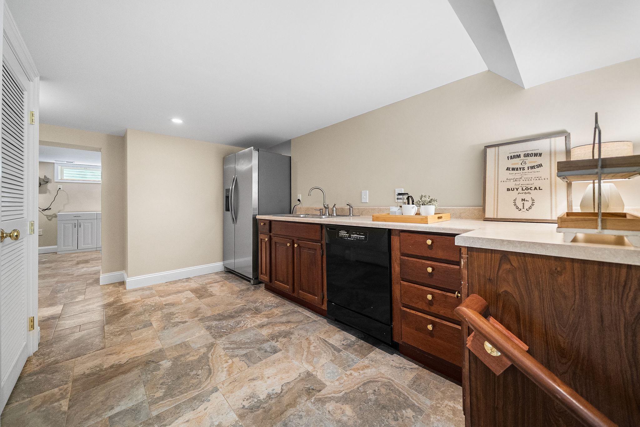  1211 Janneys Lane, Alexandria, VA, 22302 - 物件實景