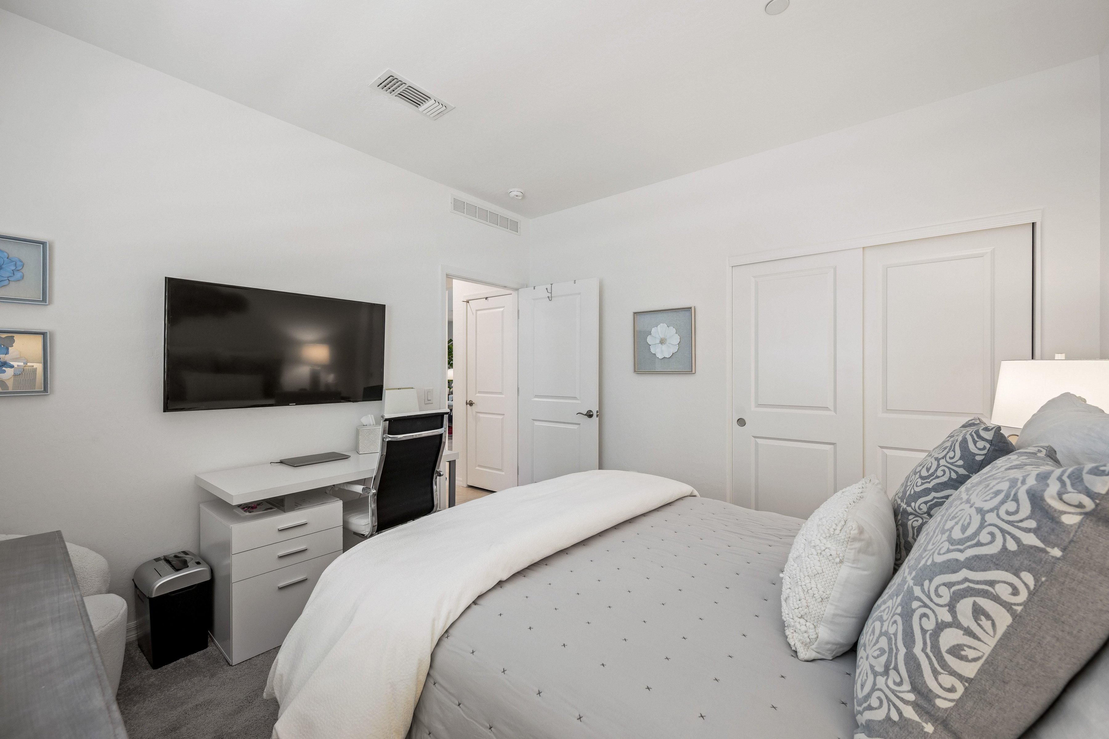  Immaculate Lake Las Vegas Home - 物件實景