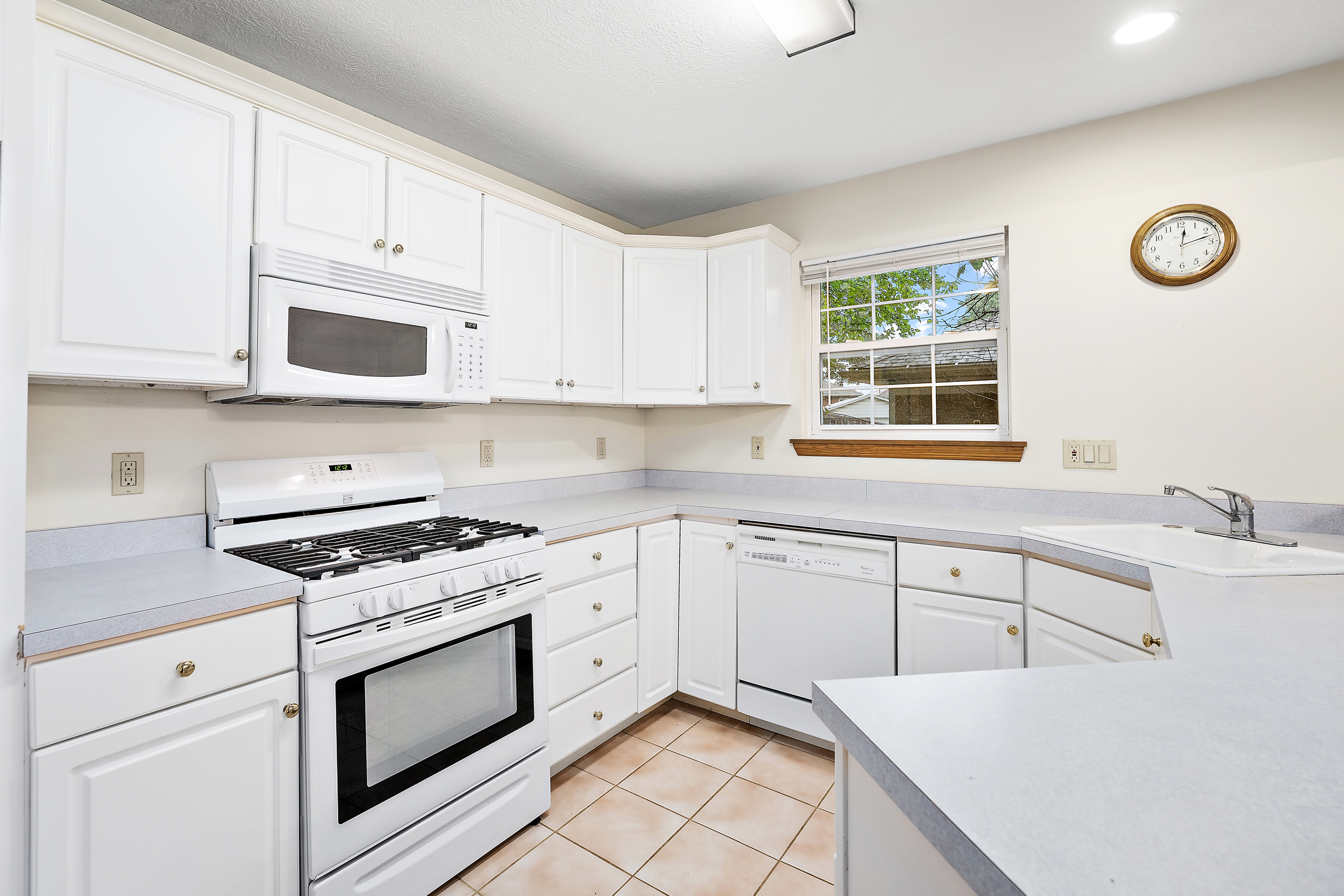  1006-1008 Middletown Road, Pittsburgh, PA 15205 - 物件實景