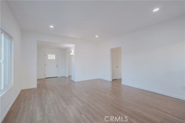 Huntington Park, California, 90255, United States, 4 Bedrooms Bedrooms, ,3 BathroomsBathrooms,Residential,For Sale,1928915