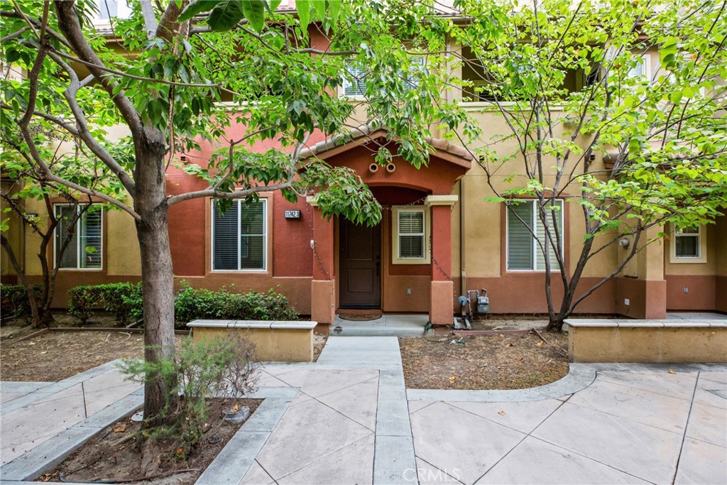 Lakewood, California, 90715, United States, 3 Bedrooms Bedrooms, ,4 BathroomsBathrooms,Residential,For Sale,1860565