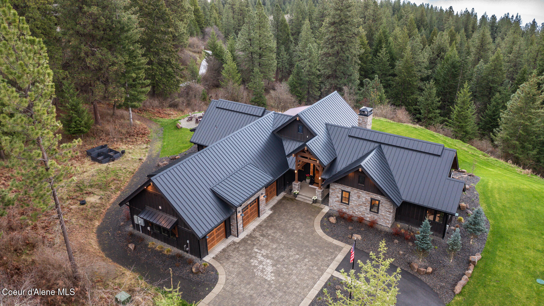Coeur d'Alene, Idaho, 83814, United States, 4 Bedrooms Bedrooms, ,4 BathroomsBathrooms,Residential,For Sale,2044765