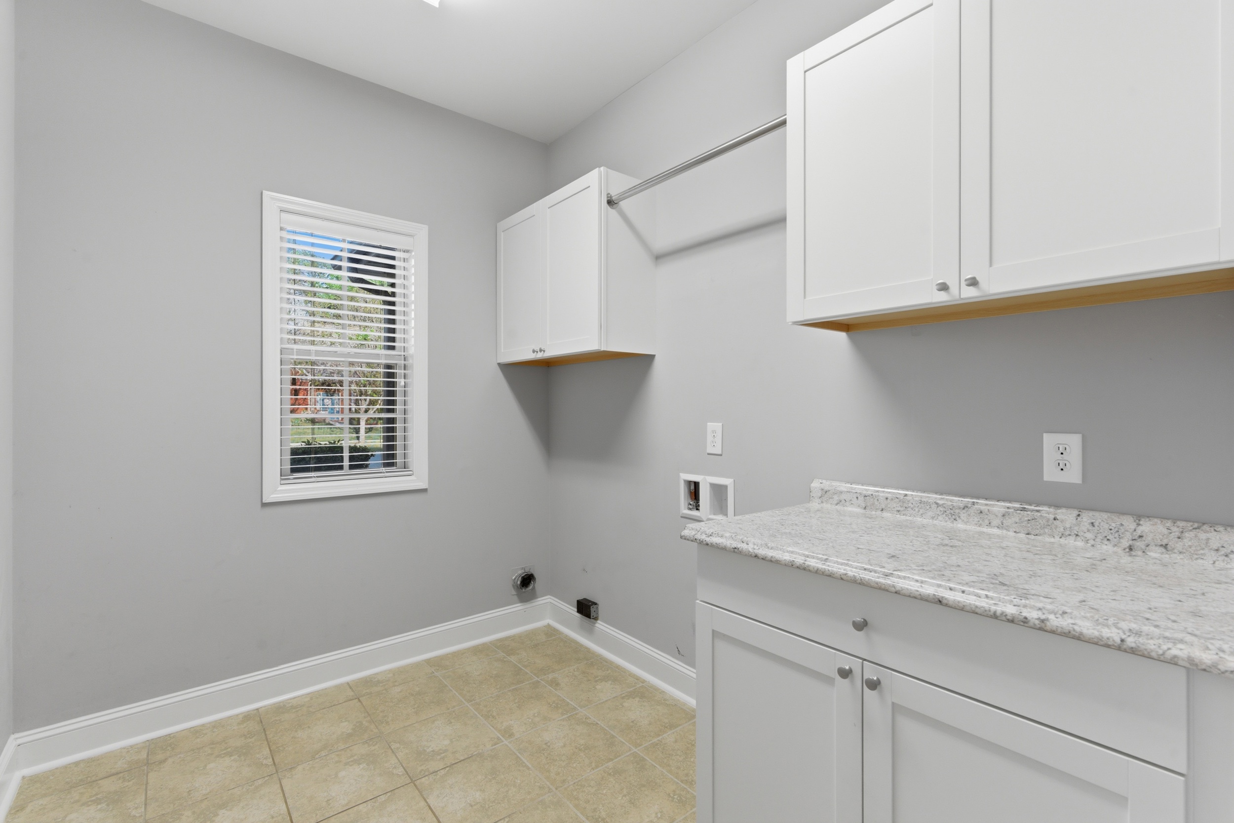  7320 Sanctuary Cove Drive SE - 物件實景