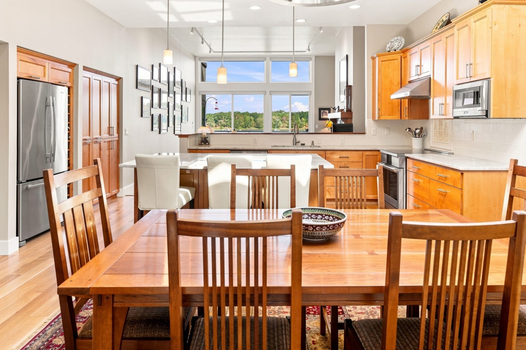  6118 S RIVERPOINT LN Portland, OR 97239 - 物件實景