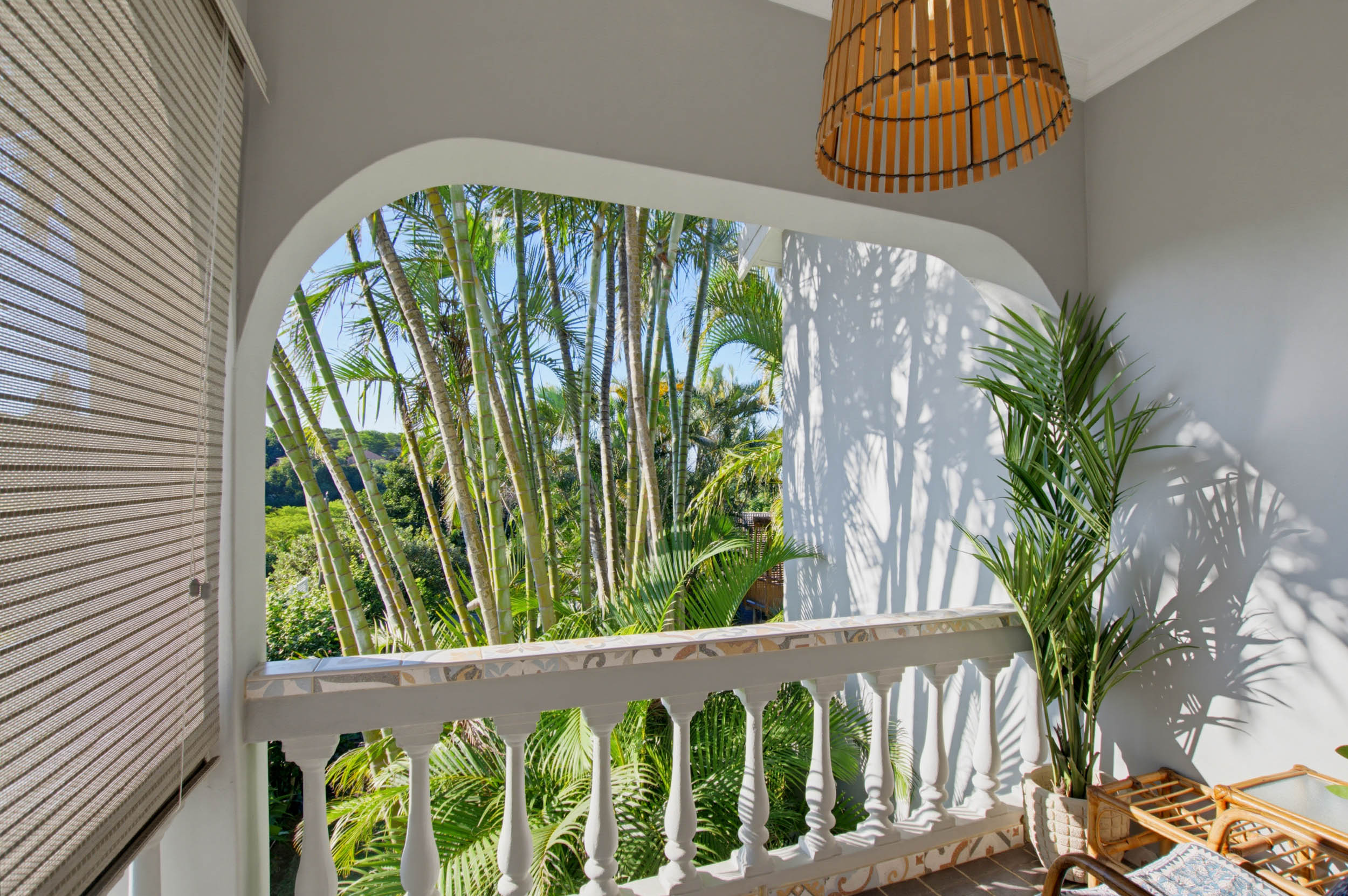  Fully Renovated Coastal Residence with Guest Flatlet and Sea Views in Salt Rock - 物件實景